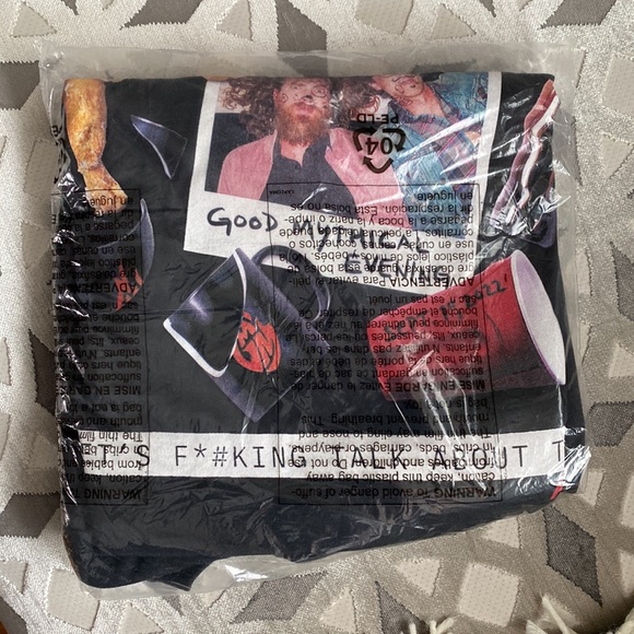 NWT GMM Good Mythical Evening 2022 Commemorative Collector's Tee XXL - Picture 4 of 5